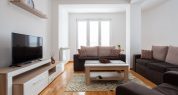 Urban Bourbon Apartment – Living room